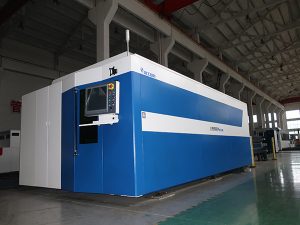 Màquina de tall làser de fibra CNC 500w 700w 1000w 2000w 3000w lleu / inoxidable / acer al carboni
