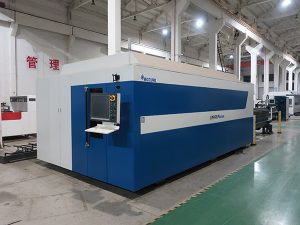 màquina de tall d’acer de carboni làser de fibra